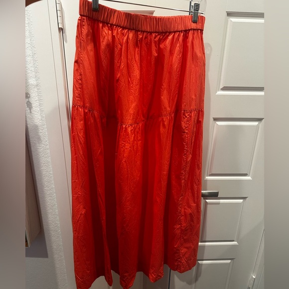 Mirth Coral Skirt - Picture 3 of 3